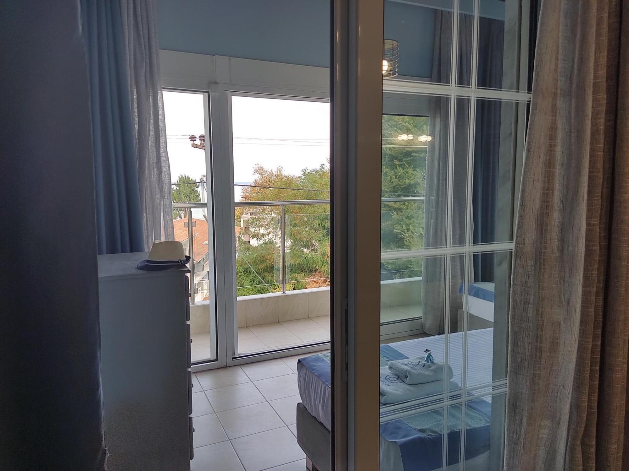 سكالا بوتامياس Celeste Deluxe Apartments الغرفة الصورة