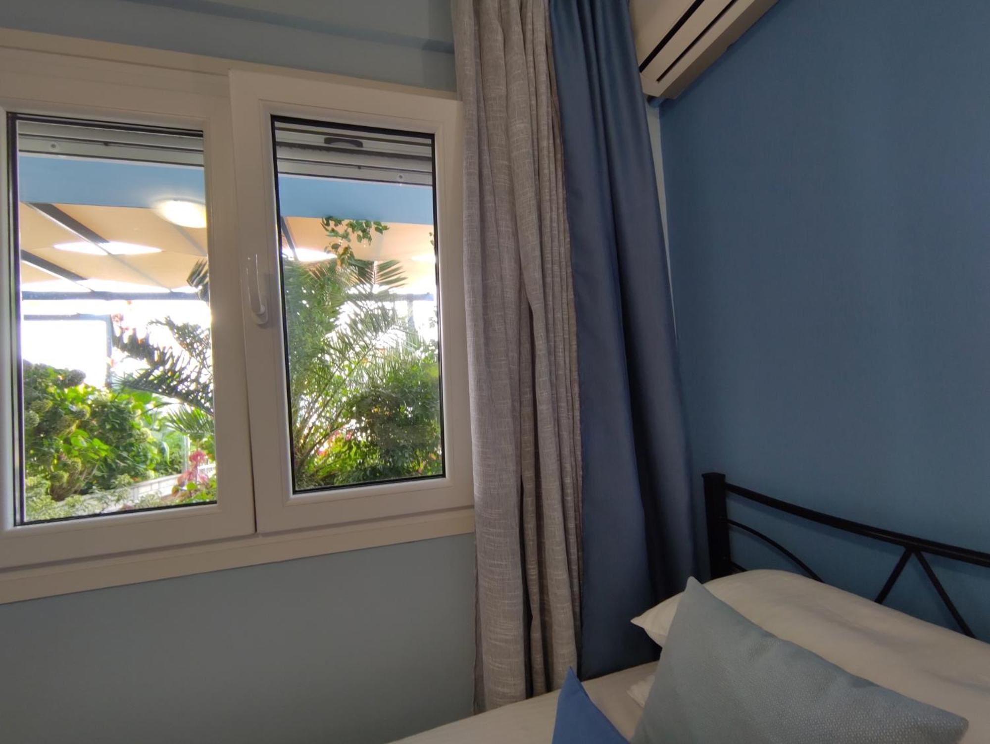 سكالا بوتامياس Celeste Deluxe Apartments الغرفة الصورة